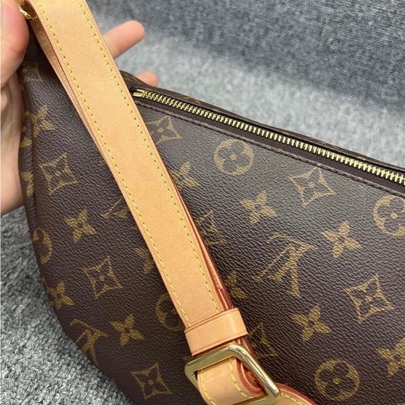 SOLD OUT””””Louis Vuitton bumbag - Picture 4 of 9